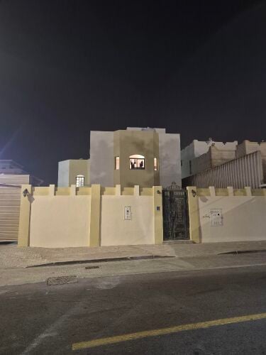 For rent villa in Al Wakra