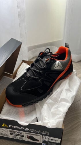 safety shoes 