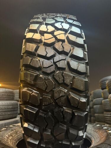 255/75/17 " BF Goodrich tyre " USA