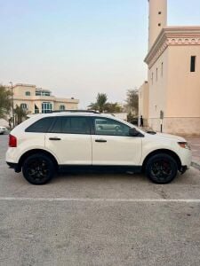 FOR SALE  2013 FORD EDGE LIMITED