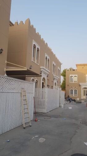 للايجار مجمع 9فيلل مجدد بالكامل