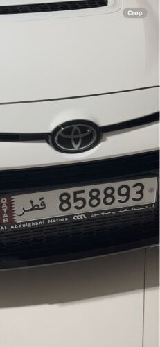 858893