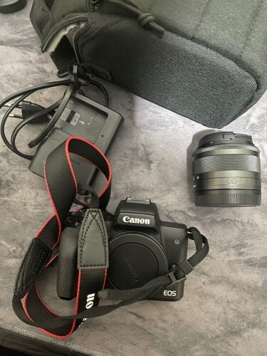 canon camera eos m50