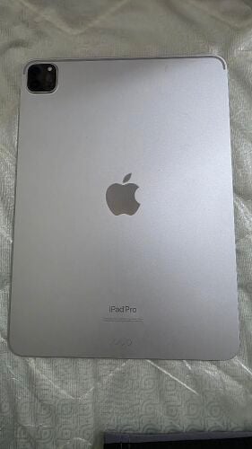ipad pro M2 11 inch