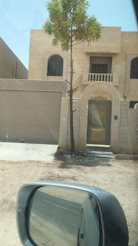 للإيجار فيلا في الصخامه
