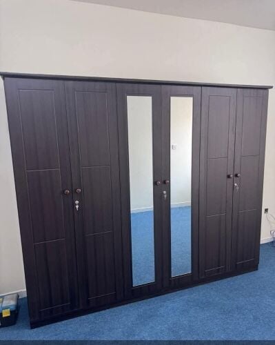 6 Door Cabinet