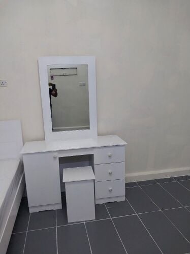 Big Dressing table