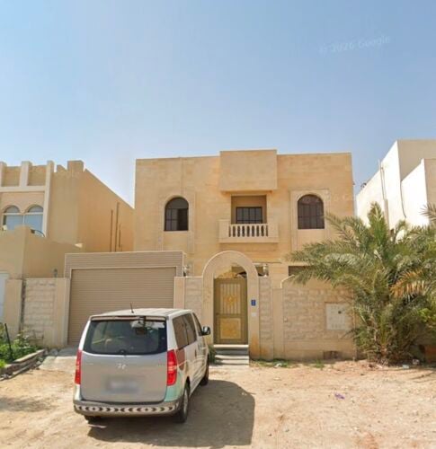For Rent in Al Sakhama Located on a