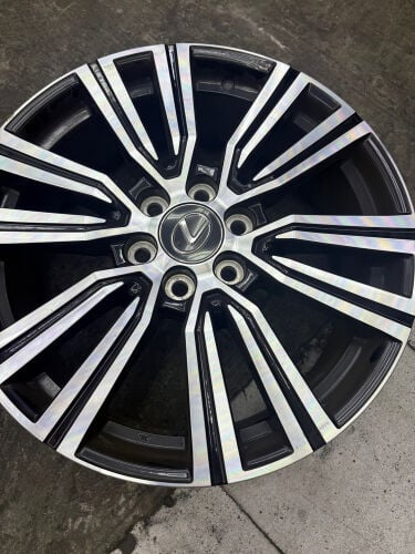 Lexus lx 600 orginal 