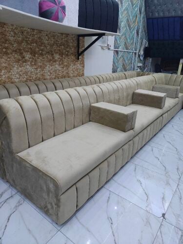 Majlis set for sale