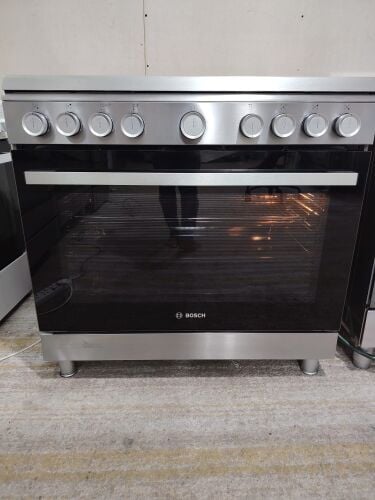 BOSCH Almost new Stove