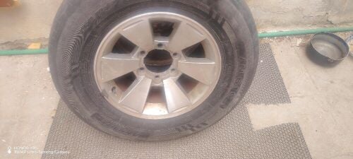 rim3 3 tire good condition