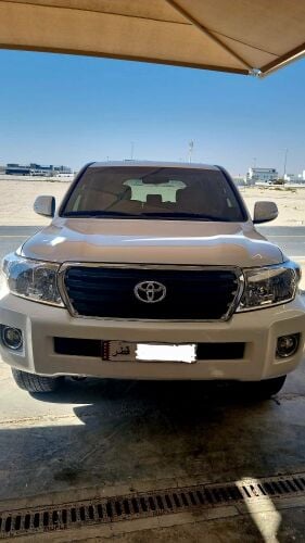 FOR SALE – TOYOTA LAND CRUISER 2013