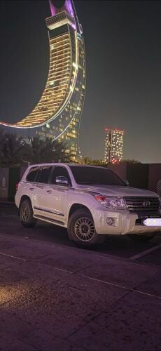 Toyota cruiser 2013 gxr full option