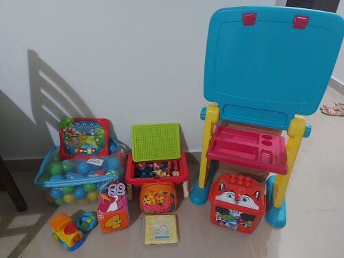 toys and crib