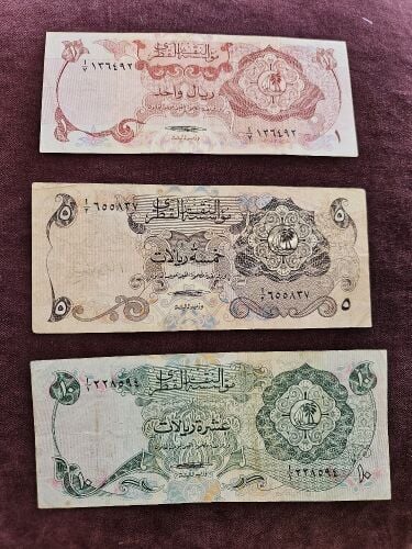 عملات ورقية قديمة