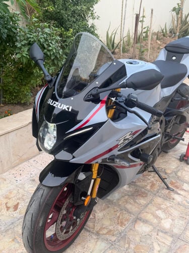 suzuki R 1000