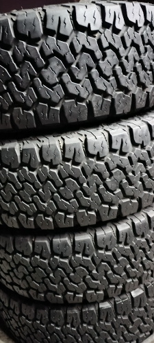 265/70/17"all-terrain tyre