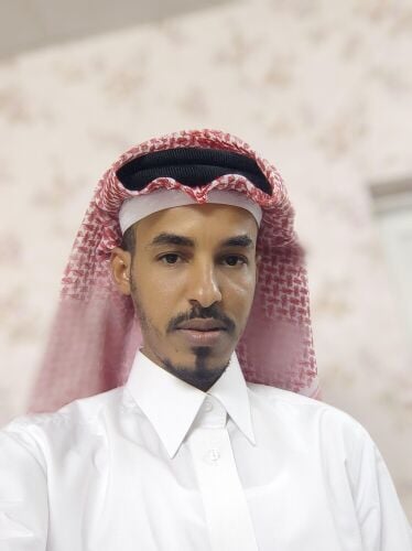 سائق ومشرف سوداني خبره