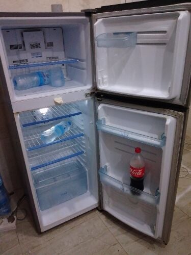 Daewoo fridge for sell.