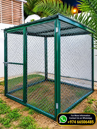 Metal Dog Kennel with Roof