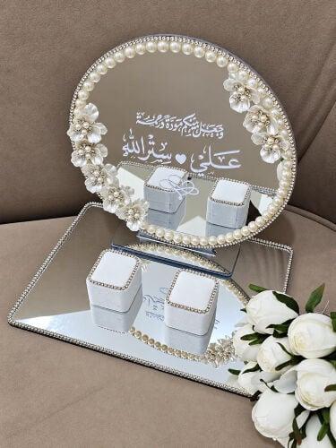 لوحة  زجاجية 