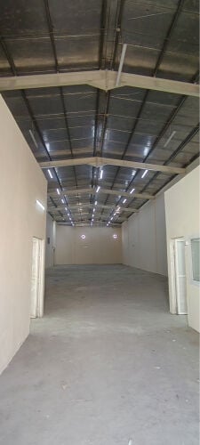 Store for rent in the industrial ar