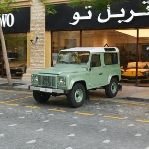 لاند روفر - ديفندر 90