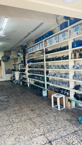 shops for rent souq al madina