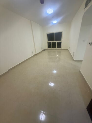 2bhk in bin mahmoud in bulding