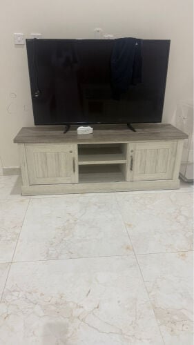اثاث بحالة جيده جدا