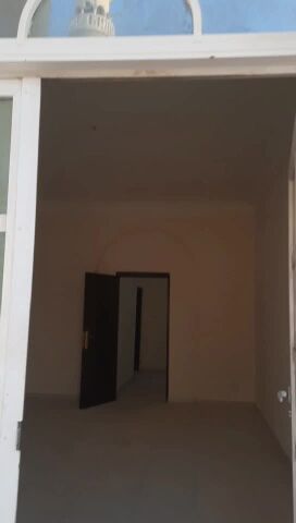 شقه ارضيه عائليه بمعيذرشمالى غرفه