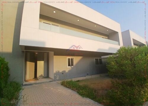 Villa Compound for rentIn Almarkiya