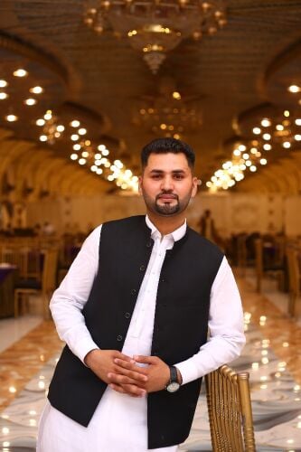 hamad khan looking for a job