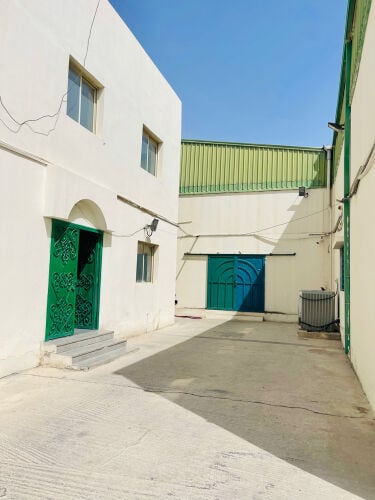 كراج للايجار 3260م 