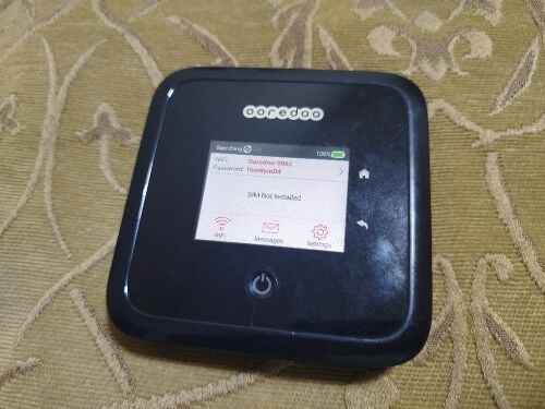 for sale used Netgear M5 5G device