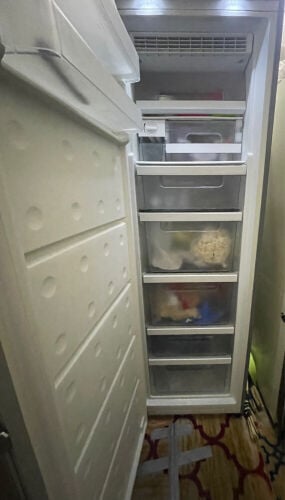 ثلاجه وفريزر