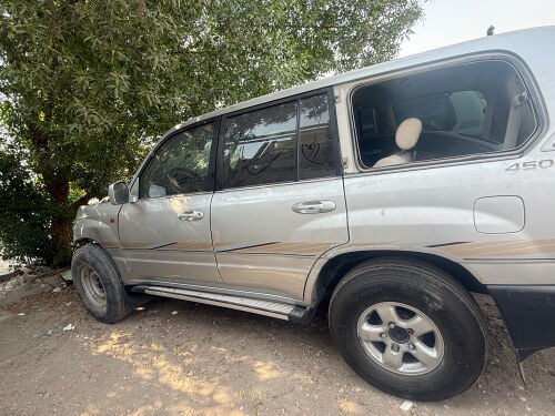 Land cruiser 