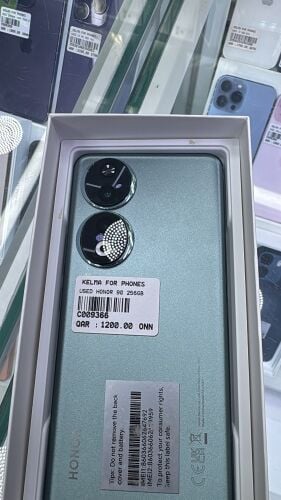HONOR 90