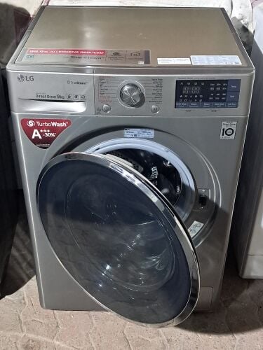LG 9.KG WASHING MACHINE FOR SALE