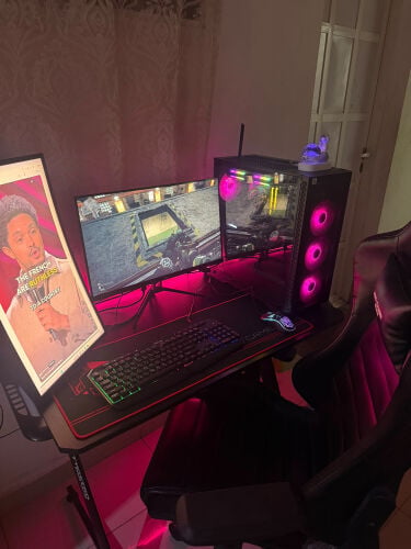 full setup,2monitors + table +chair