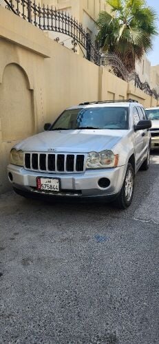 3.7 V6 2005 price slightly negotiable or exchange with car