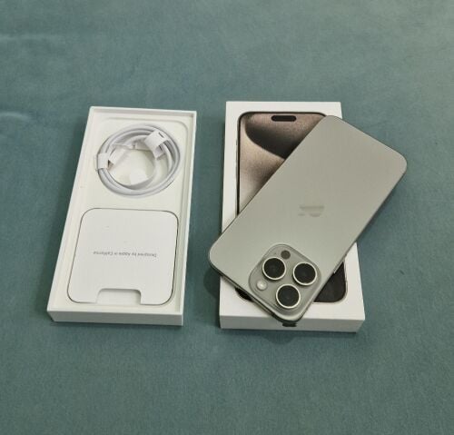 IPhone 15 pro max 256GB
