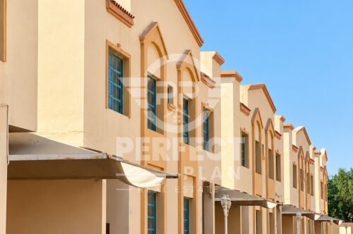 للايجار فيلا للموظفين في الصخامة