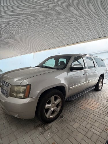 chevrolet suburban 