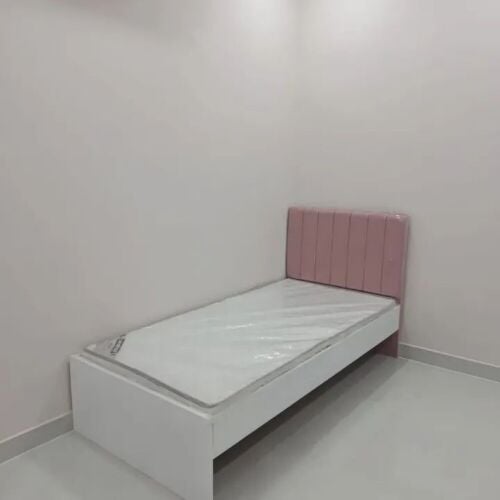 سرير ومرتبة