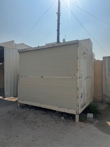 غرفه 2.5 * 3 تقريباً