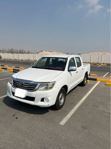 toyota hilux 2012