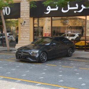 مرسيدس بنز سي 300 2023
