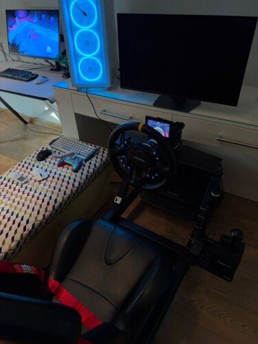 Gaming PC + MOZA Racing simulator 
